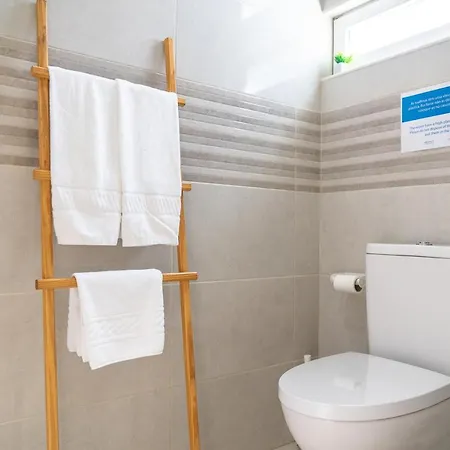 Mare Alta Alojamentos * פניש